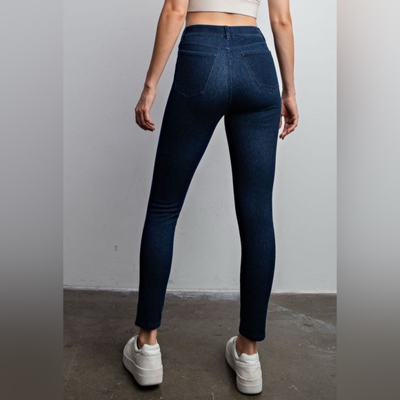 NWT Dark Wash Cotton Stretch Denim Pants - Picture 4 of 5